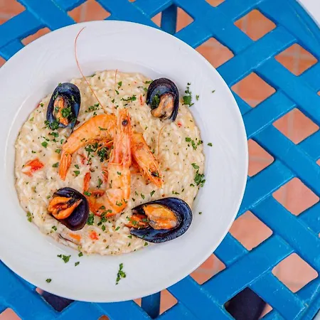 Casa Adolfo Ischia 2*