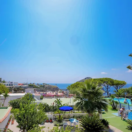 Casa Adolfo Ischia Sant'Angelo (Isola d'Ischia)