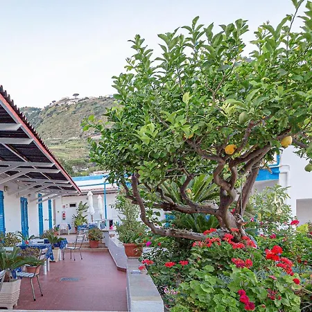 Casa Adolfo Ischia Отель Sant'Angelo (Isola d'Ischia)