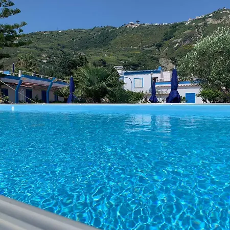 Casa Adolfo Ischia Szálloda 2*