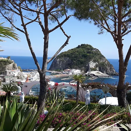 Casa Adolfo Ischia מלון Sant'Angelo (Isola d'Ischia)