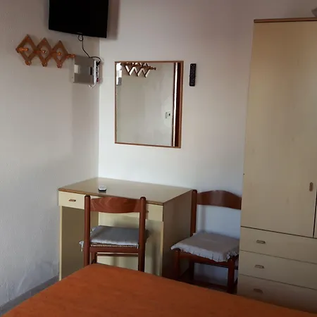 Casa Adolfo Ischia