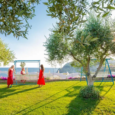 Hotel Casa Adolfo Ischia