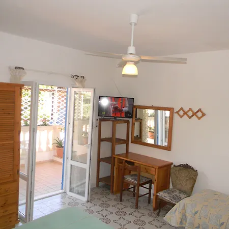 Casa Adolfo Ischia