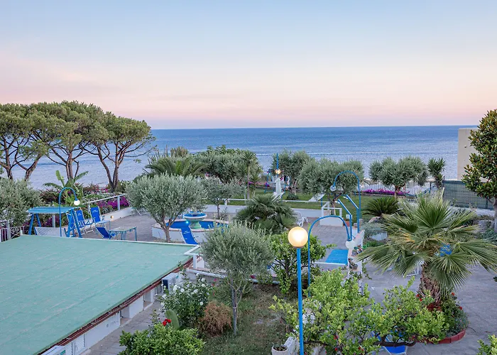 Casa Adolfo Ischia Hotel 2*