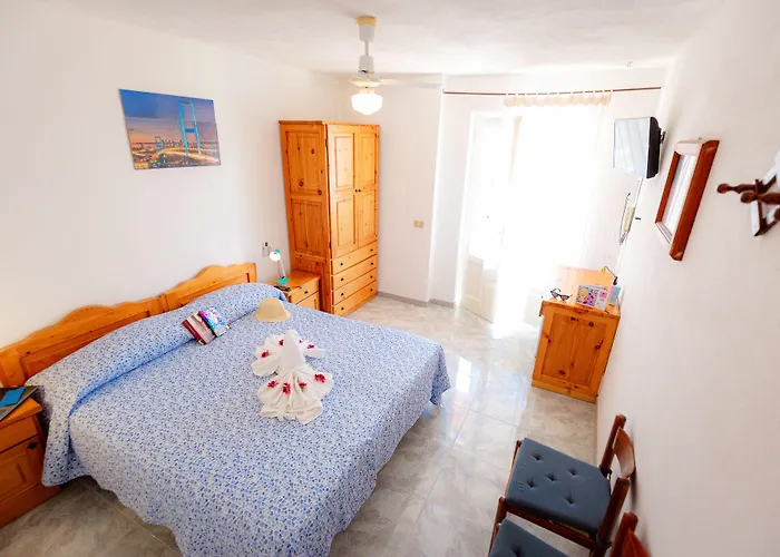 Hotel Casa Adolfo Ischia